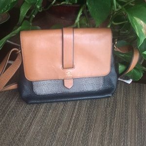 Fossil crossbody nwot